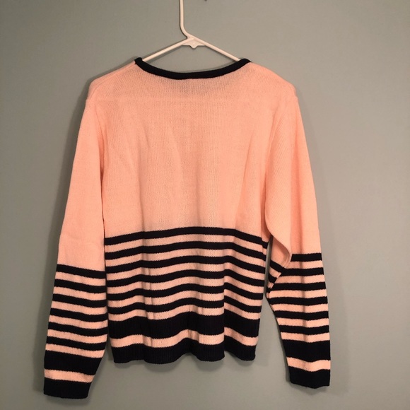 Vintage pink blue striped sweater size Medium! - Picture 3 of 6